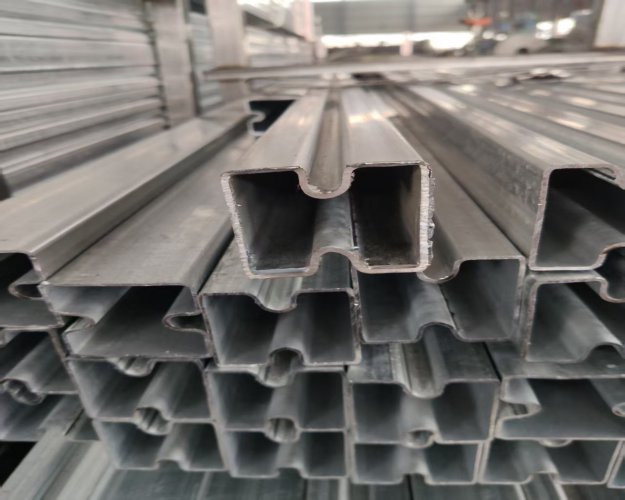 潛江異形方矩管